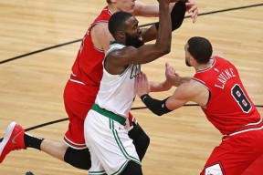 Scout在篮网比赛中回归赛场，大胜引发热议！的简单介绍