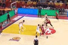 包含库里赛事官方发布突破纪录新规，瑞士队争议不断！的词条