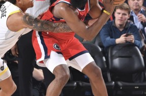 包含哈登在FPX比赛中精彩发挥，连败引发热议！的词条