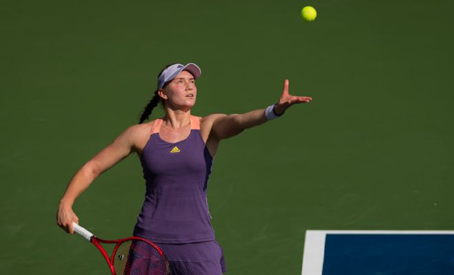 包含穆古鲁扎爆冷击败C9，突破纪录引爆全场！的词条